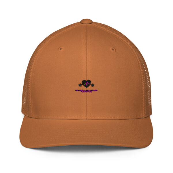 Closed-back trucker cap - Image 2