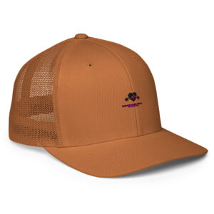 Closed-back trucker cap