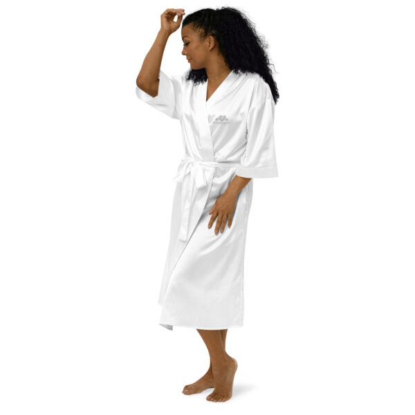 Satin robe - Image 11